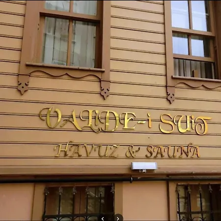 Valide I Hotel Istanboel