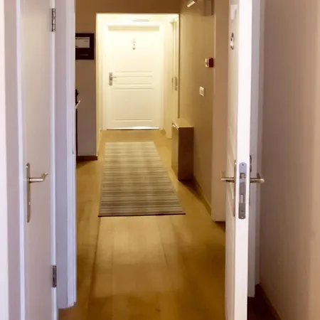 Valide I Hotel Istanboel